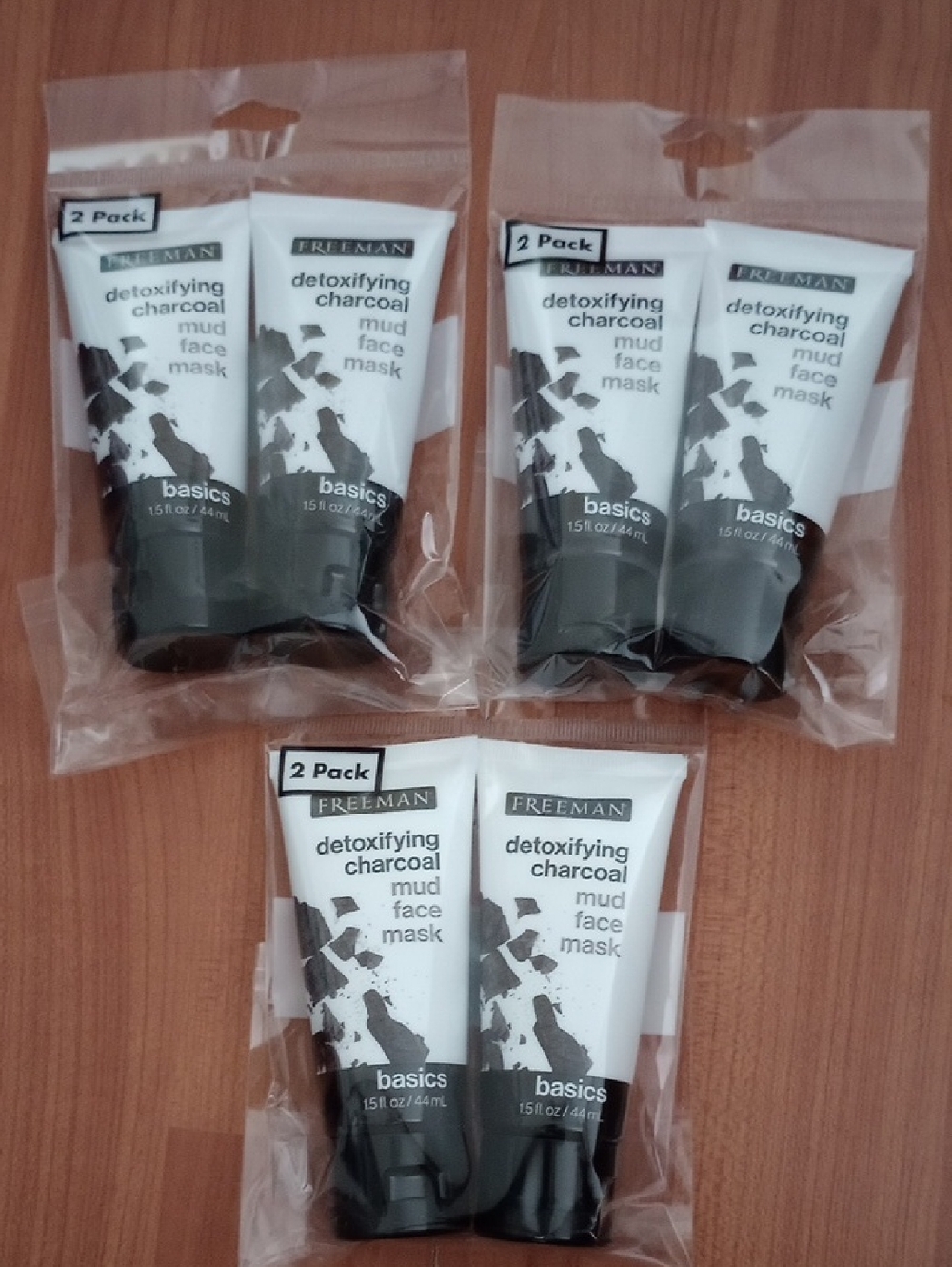 New Freeman Detoxifying Charcoal Mud Face Mask - 2 Pack